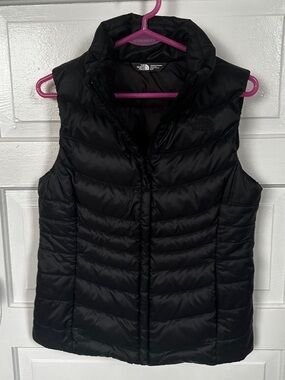 Women’s North Face puffer vest